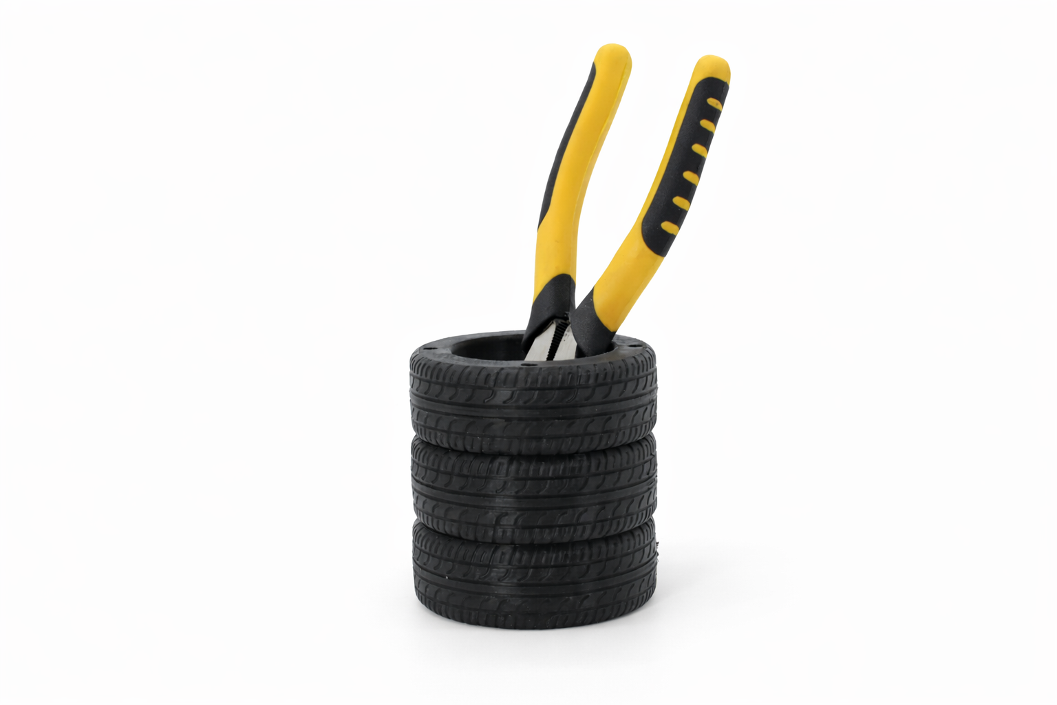 Tire Pencil Cup image 2