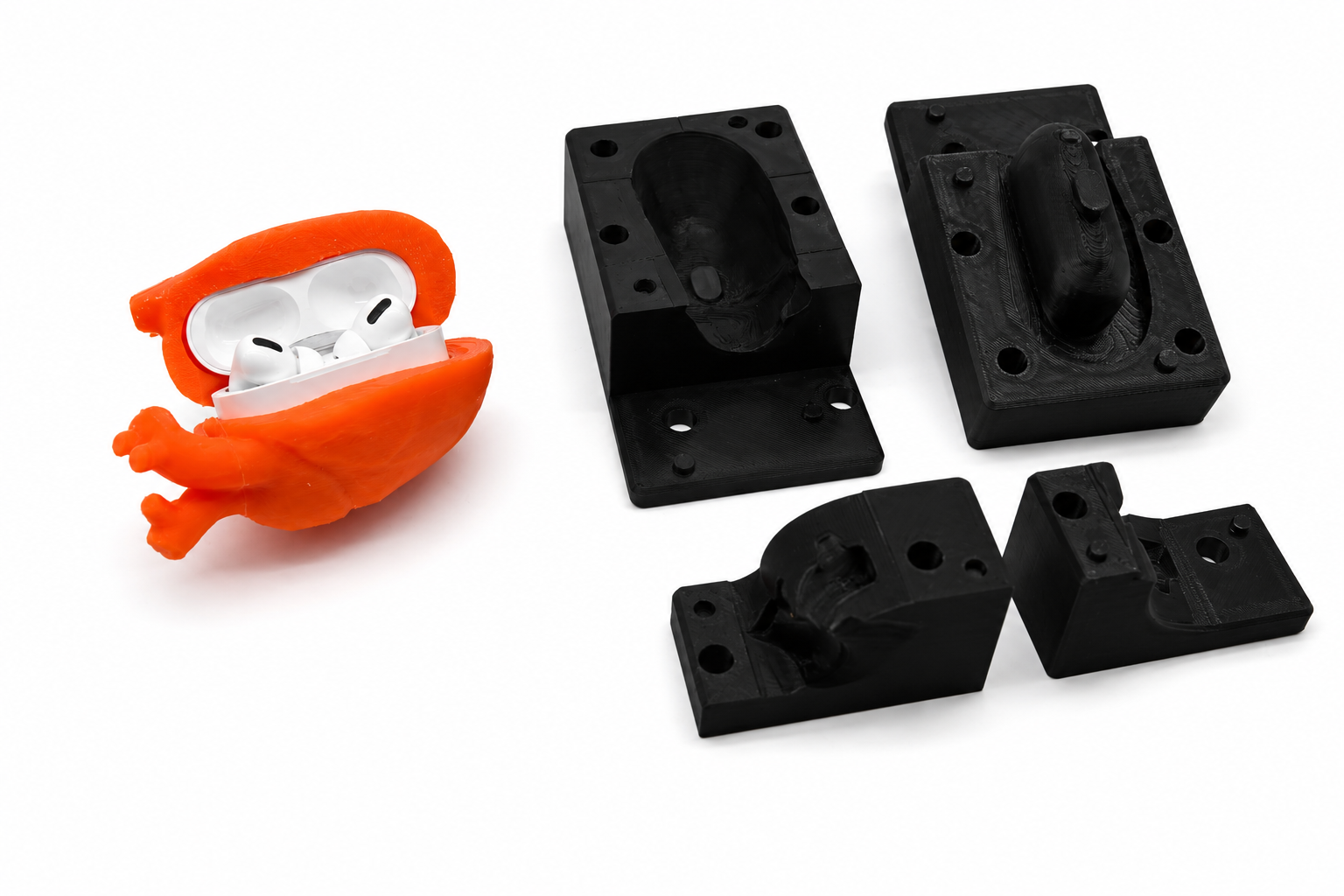 AirPods Pro2 heart-shaped case image 3